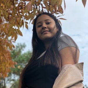 Meet your Posher, Sabrina